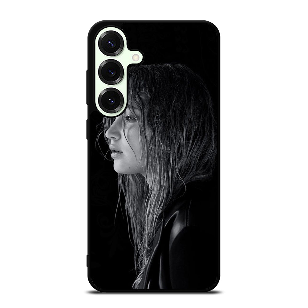 JENNIFER LAWRENCE POSE 3 Samsung Galaxy S25 Plus Case Cover