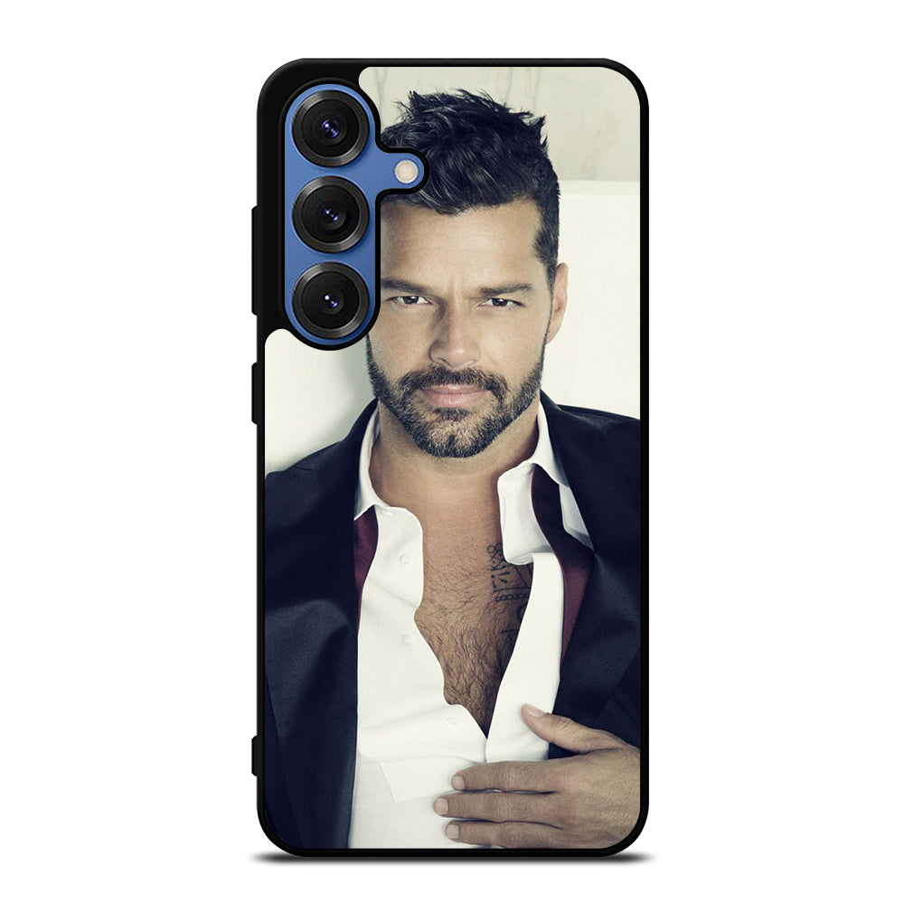 RICKY MARTIN POSE Samsung Galaxy S25 Case Cover