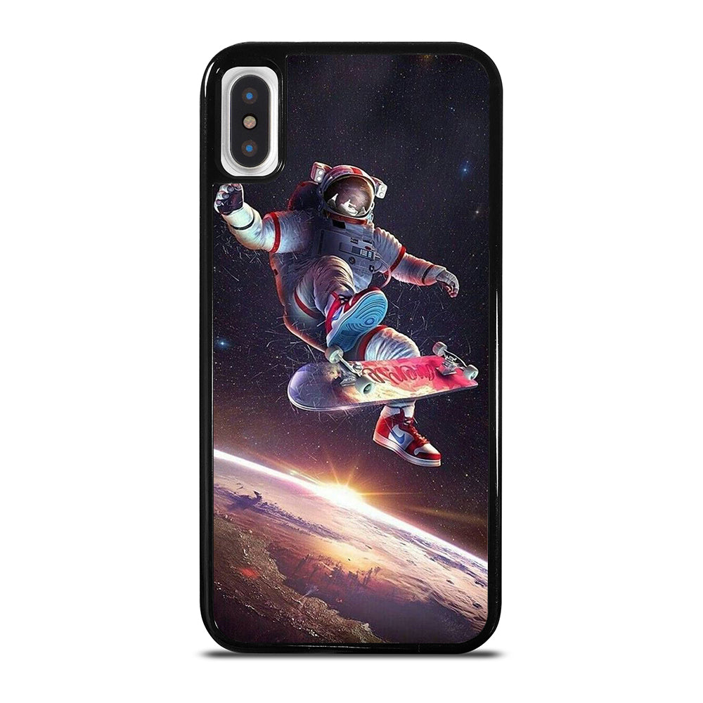 ASTRONAUT SKATEBOARDER ART 2 iPhone X / XS Case Cover