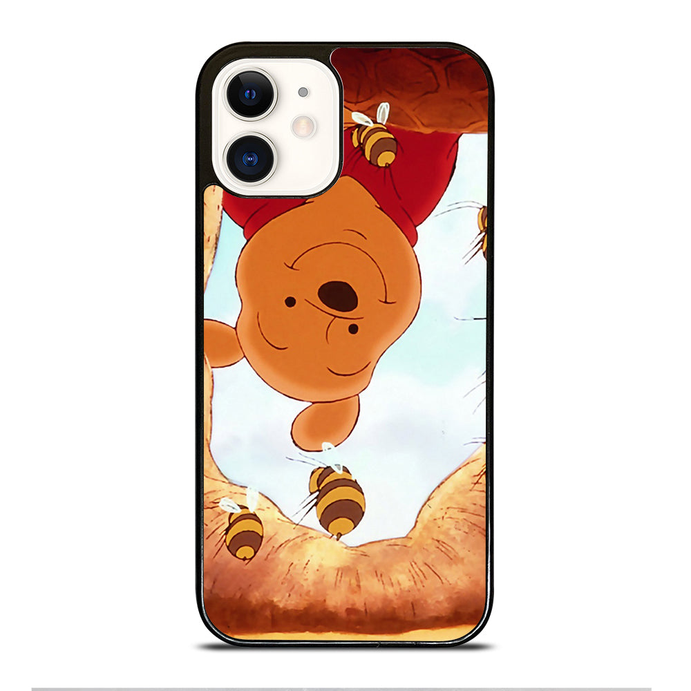 WINNIE THE POOH AND BEE iPhone 12 Case Cover