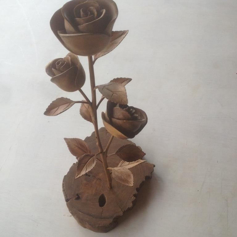 Rose Table Wood Art Display With Log