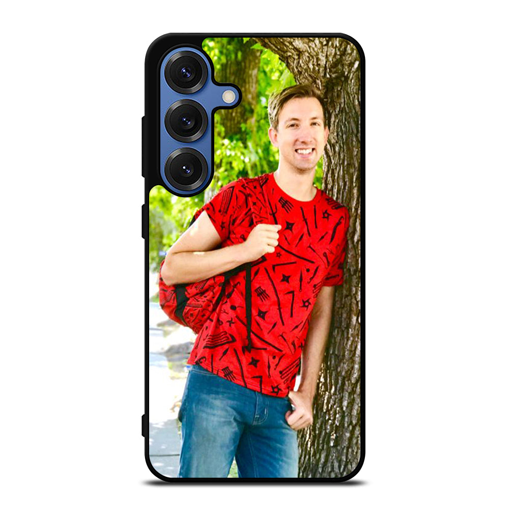 CHAD WILD POSE Samsung Galaxy S25 Case Cover