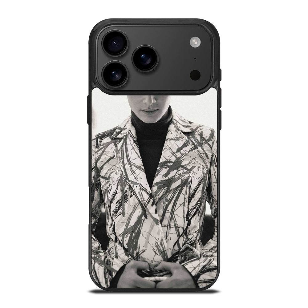 NOAH SCHNAPP 2 iPhone 17 Pro Max Case Cover