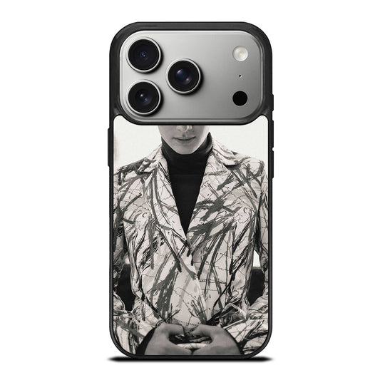 NOAH SCHNAPP 2 iPhone 17 Pro Case Cover