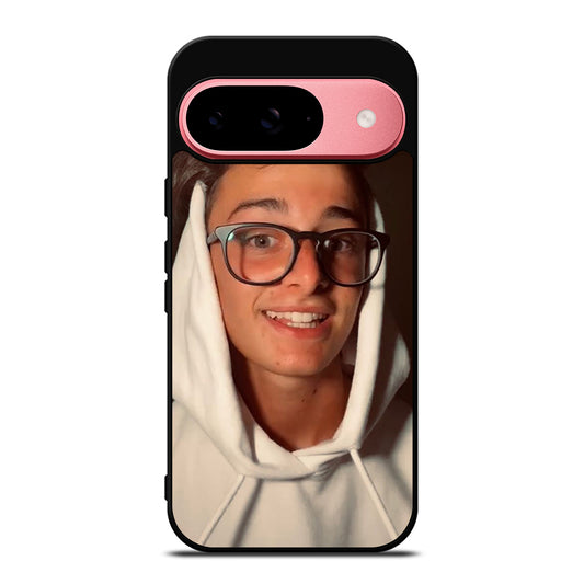 NOAH SCHNAPP FACE Google Pixel 9 Case Cover
