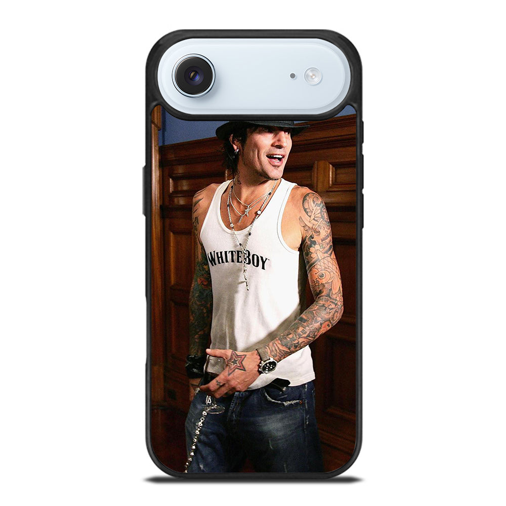 TOMMY LEE POSE iPhone Air Case Cover