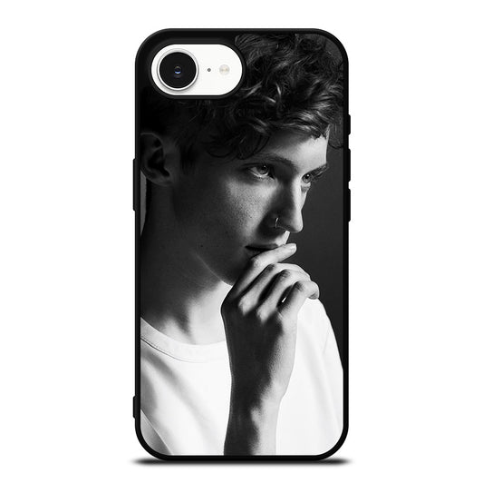 TROYE SIVAN POSE iPhone 16e Case Cover