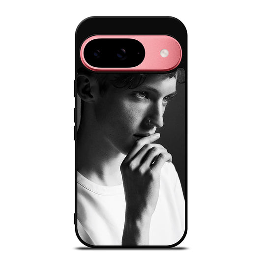 TROYE SIVAN POSE Google Pixel 9 Case Cover
