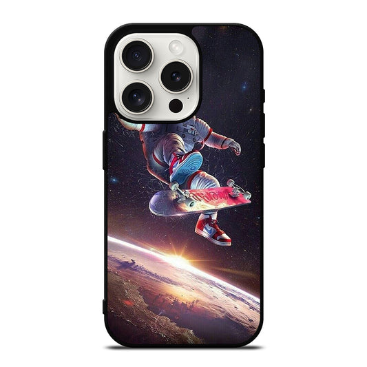 ASTRONAUT SKATEBOARDER ART 2 iPhone 15 Pro Case Cover