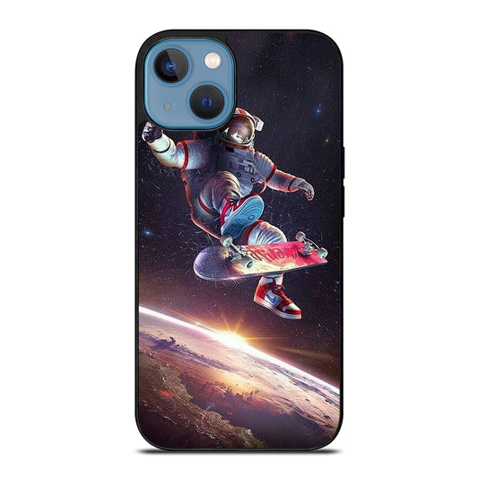 ASTRONAUT SKATEBOARDER ART 2 iPhone 13 Case Cover