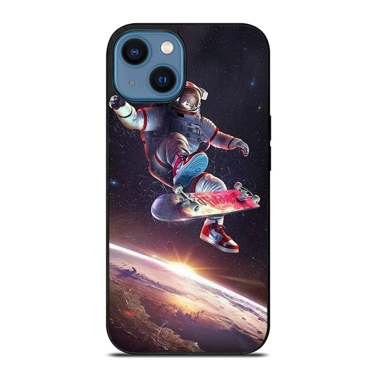ASTRONAUT SKATEBOARDER ART 2 iPhone 14 Case Cover