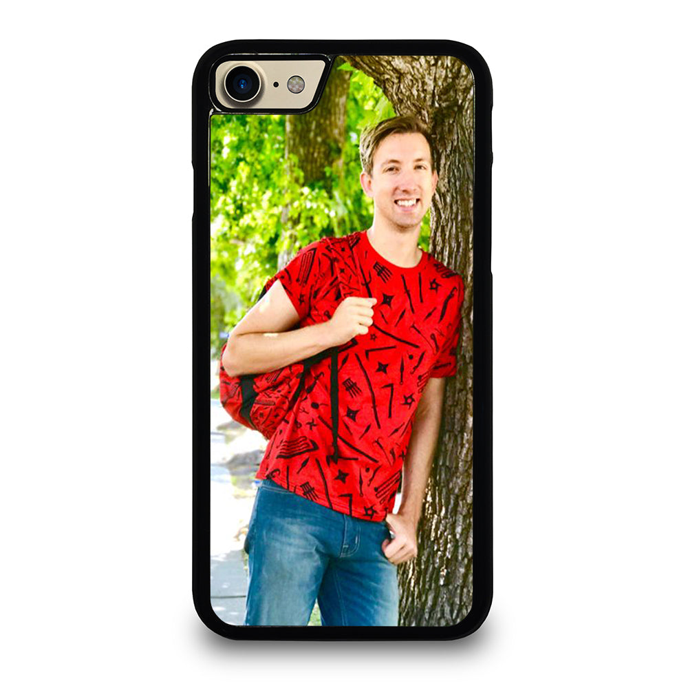 CHAD WILD POSE iPhone 7 / 8 Case Cover