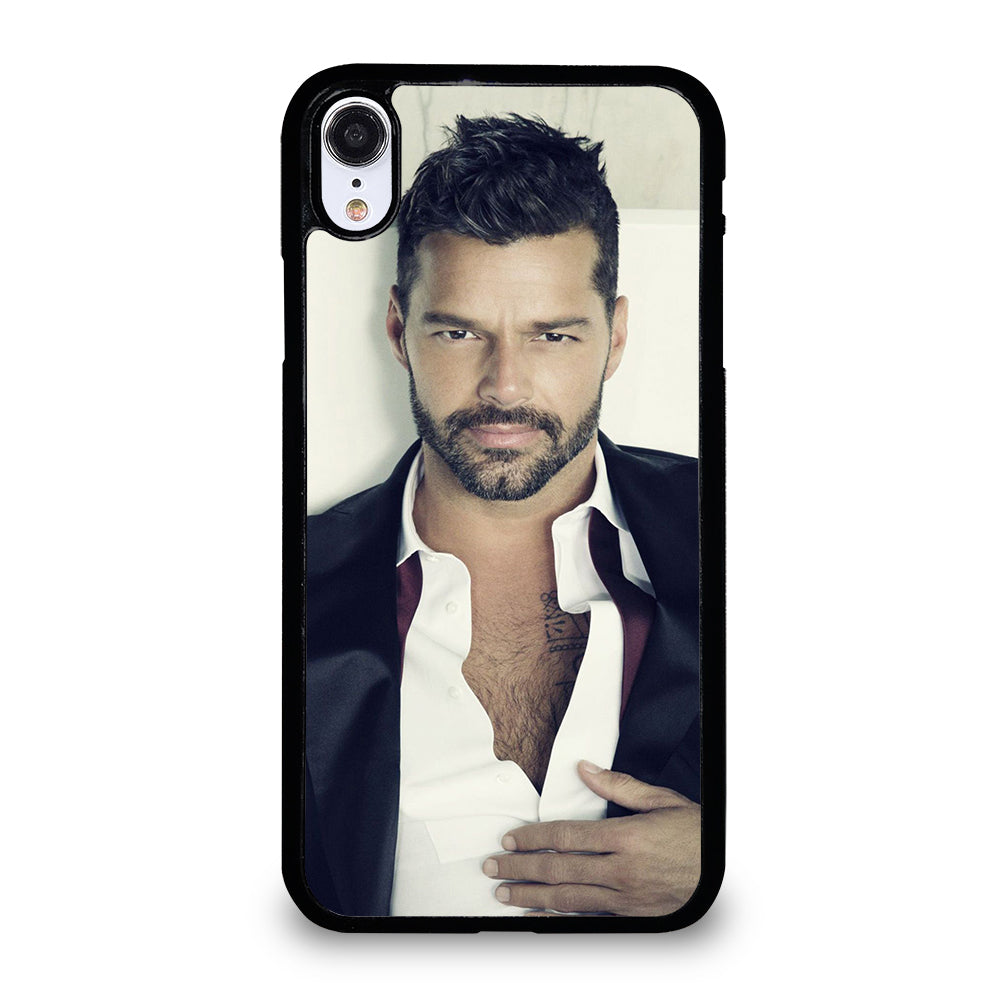 RICKY MARTIN POSE iPhone XR Case Cover