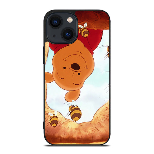 WINNIE THE POOH AND BEE iPhone 14 Plus Case Cover