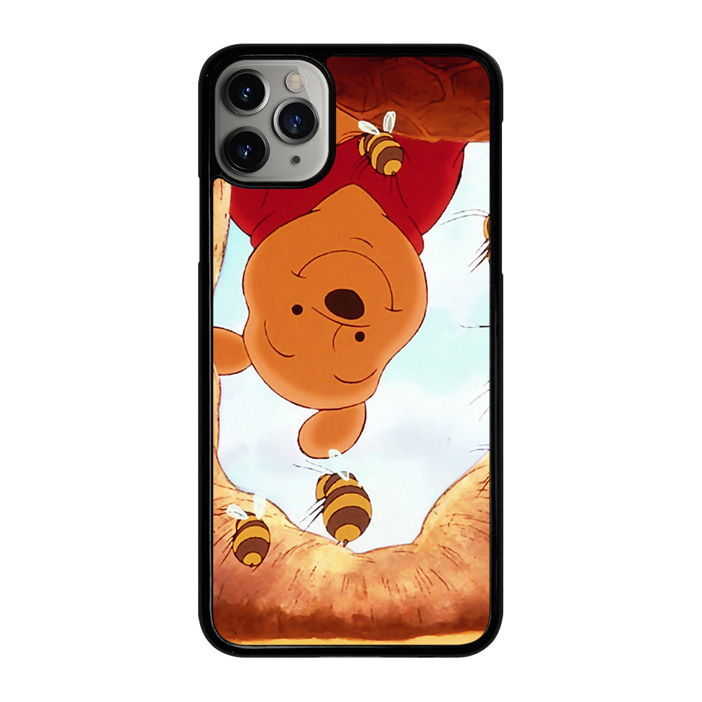 WINNIE THE POOH AND BEE iPhone 11 Pro Max Case Cover
